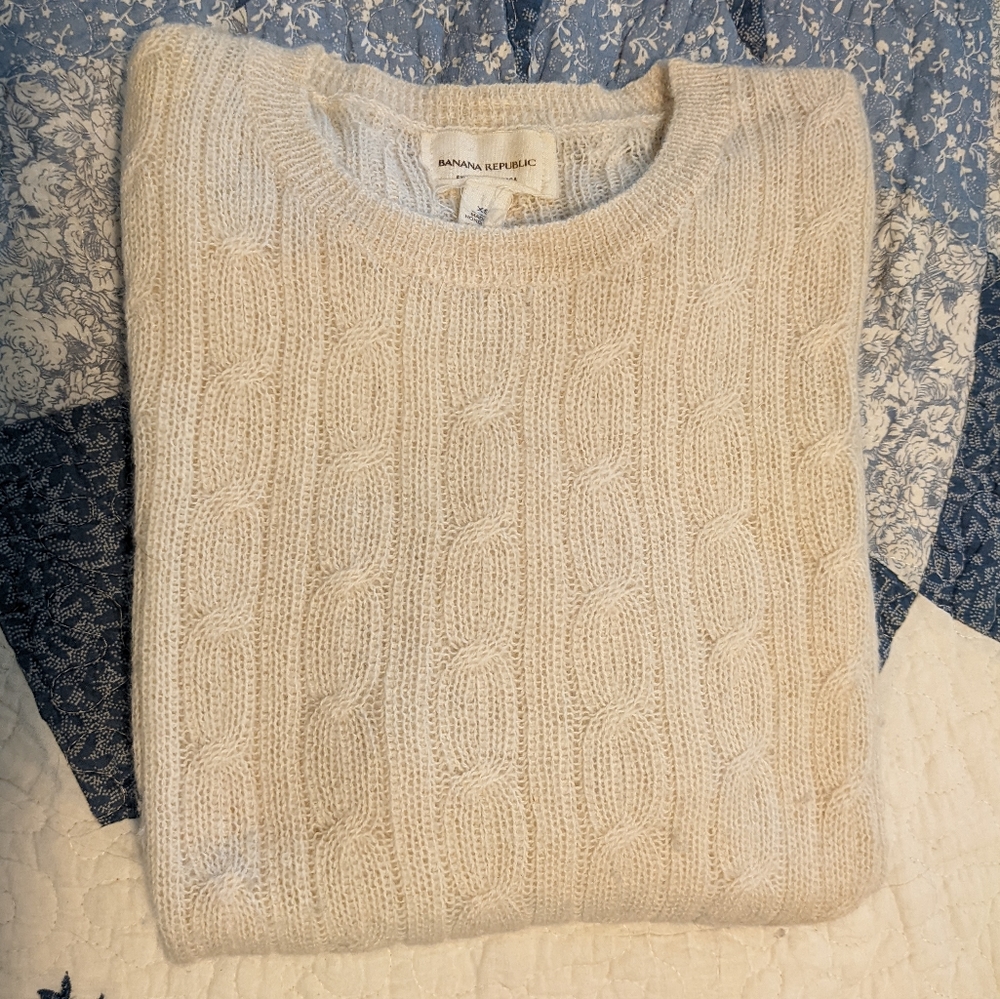 BR Alpaca sweater